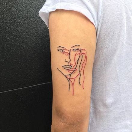 极简易红黑单线条刺青简约创意纹身图片