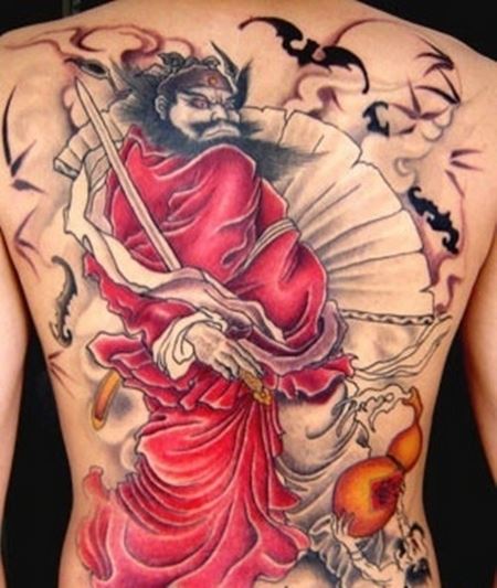 男子背部天师钟馗满背彩绘纹身图案图片