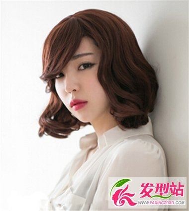 中短发女生流行卷发发型 可爱韩式蛋卷头最百搭