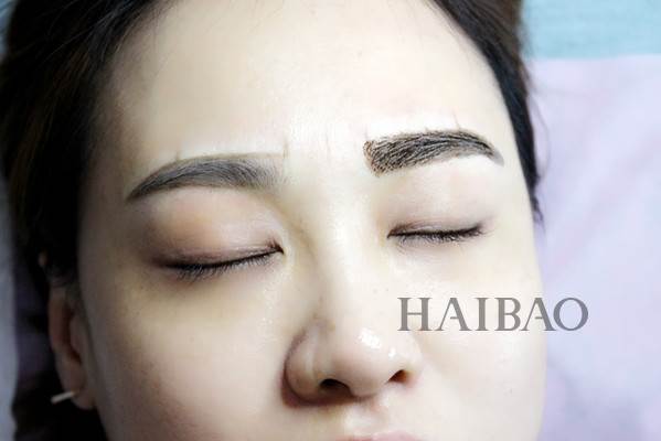 美容BANG VOL.10：海报达人亲身体验韩式纹眉