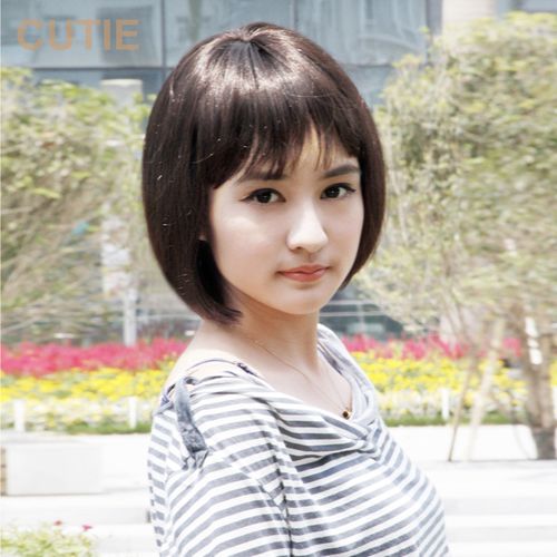 短齐刘海发型图片女 短齐刘海图片女2023最新款