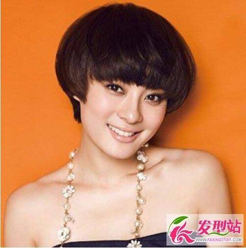 中年女蘑菇头发型图片 中年蘑菇头发型图片女直发