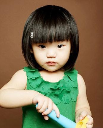 3岁小女孩短发发型图片 3岁小女孩短发图片最流行