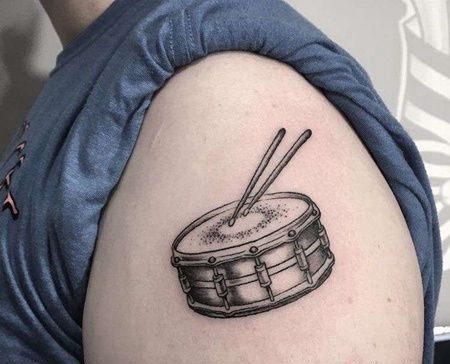 鼓纹身图案 鼓手的纹身