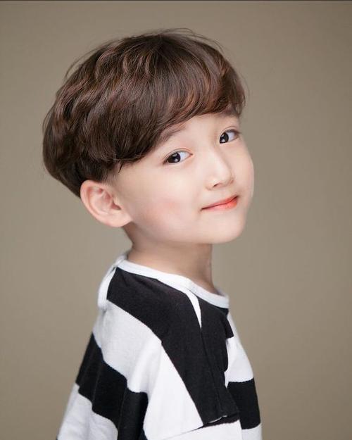 韩式男童发型图片 