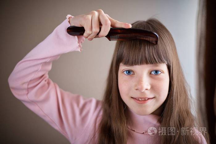 女孩梳头发型图片大全儿童 女孩梳头发型图片大全儿童图