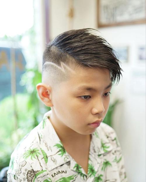 小男孩头发造型图片 小男孩头发造型图片5到7岁