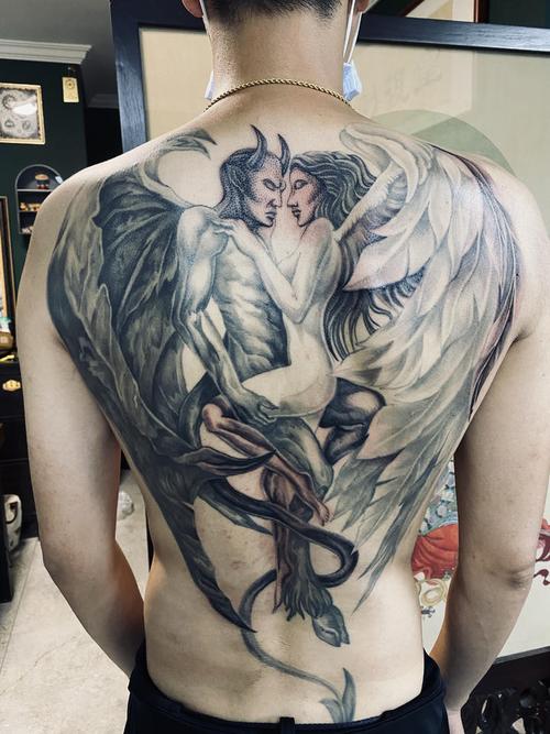 天使与恶魔纹身图片 天使与恶魔纹身图片手绘