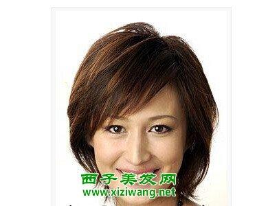 长脸中年女士适合的短发图片 长脸中年女人适合什么短发型