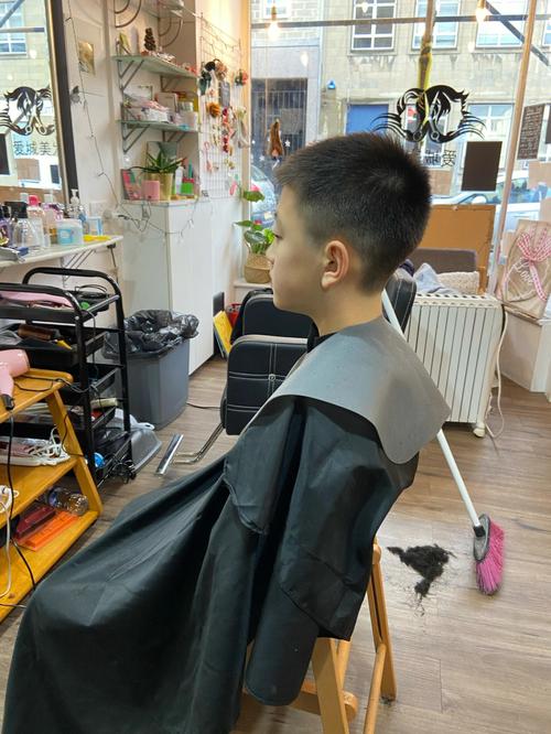 孩子理发头型好看图片 10—15岁男学生帅气发型短发