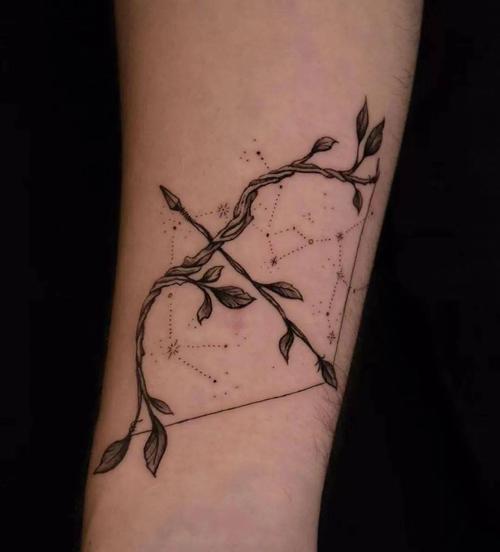 弓箭的纹身图案 弓箭的纹身图案女