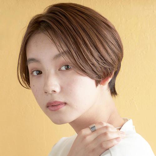 刘海发型女图片短发 刘海发型女图片短发中年