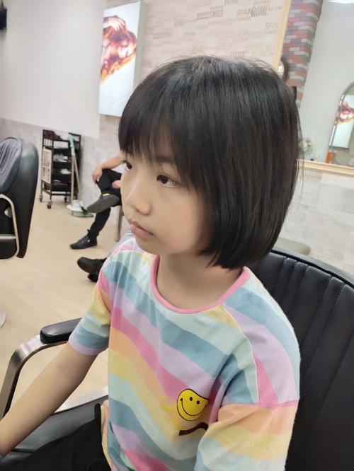 9岁女孩短发发型图片 儿童发型女短发100种