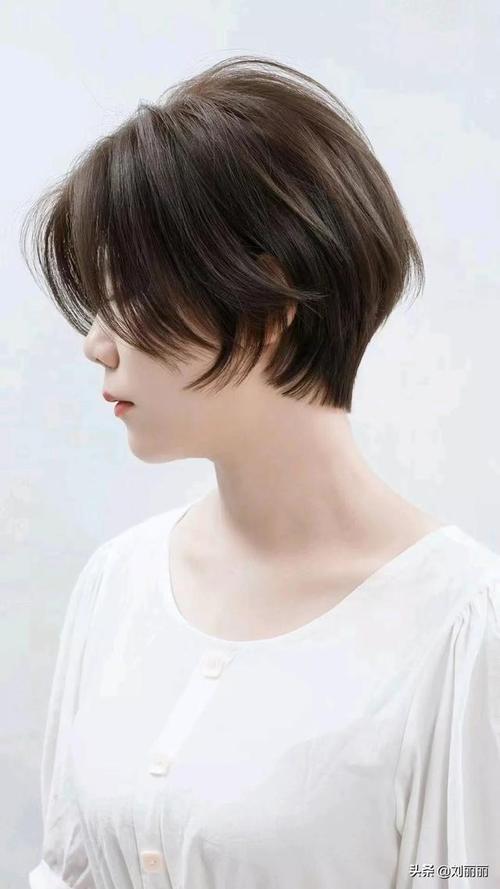 女最新发型图片大全 最新女发型图片2023