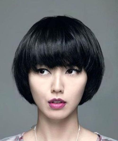 女蘑菇头短发发型图片 女蘑菇头短发发型图片帅气