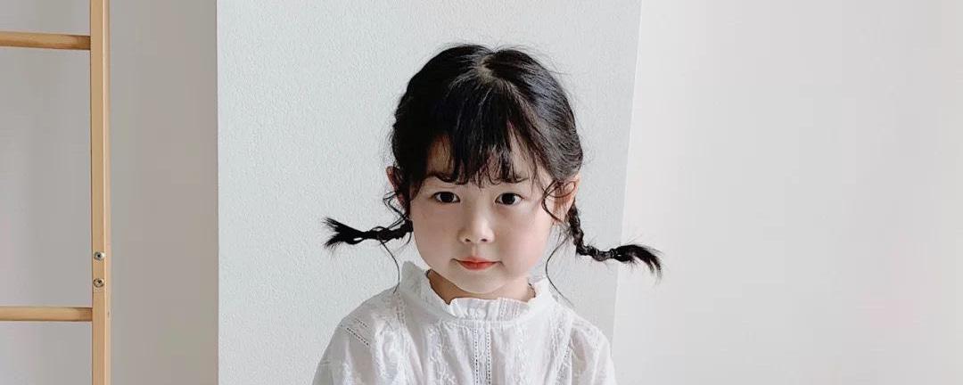 小女孩扎头发图片 小女孩扎头发图片短发