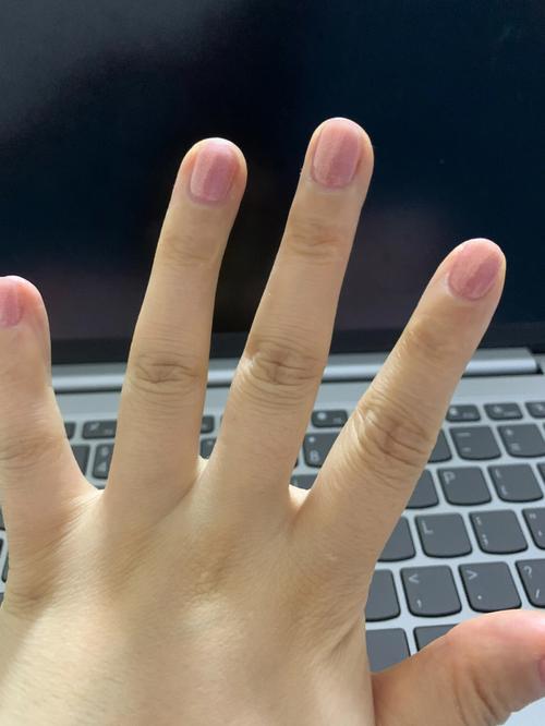 适合圆指甲的美甲图案 适合圆指甲的美甲图案有哪些