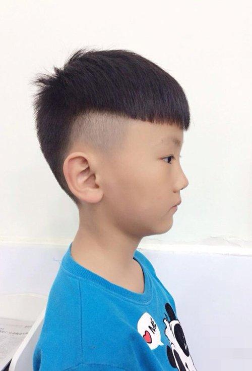 小男孩发型图片短发 小男孩发型图片短发儿童