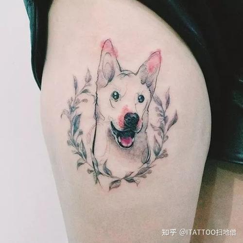 82年属狗纹身纹图片 82年属狗纹身纹什么最有利