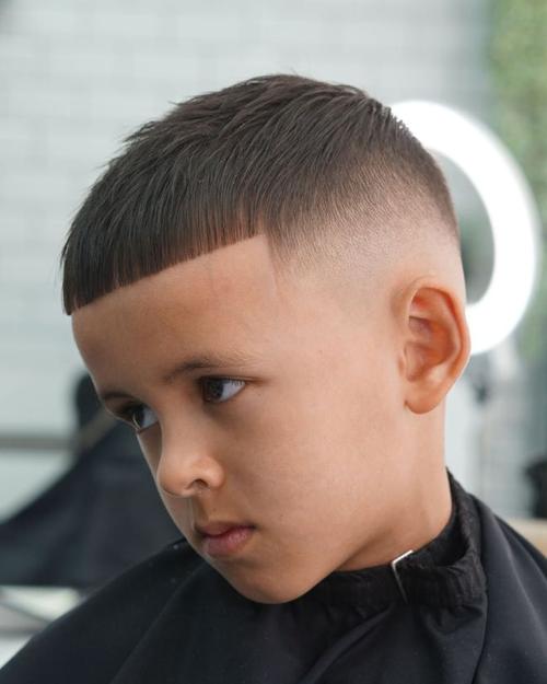 10岁男孩寸头发型图片 10岁男童寸头发型图片