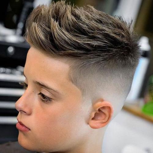 男孩酷酷的发型图片 10—15岁男学生帅气发型短发