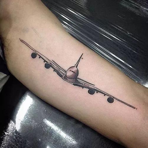 飞机纹身图 飞机纹身图案熊部