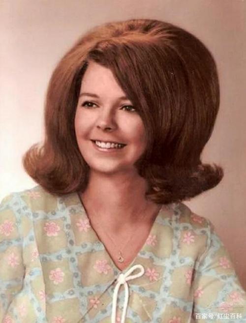 60年代女性发型图片 60年代女性发型图片欣赏
