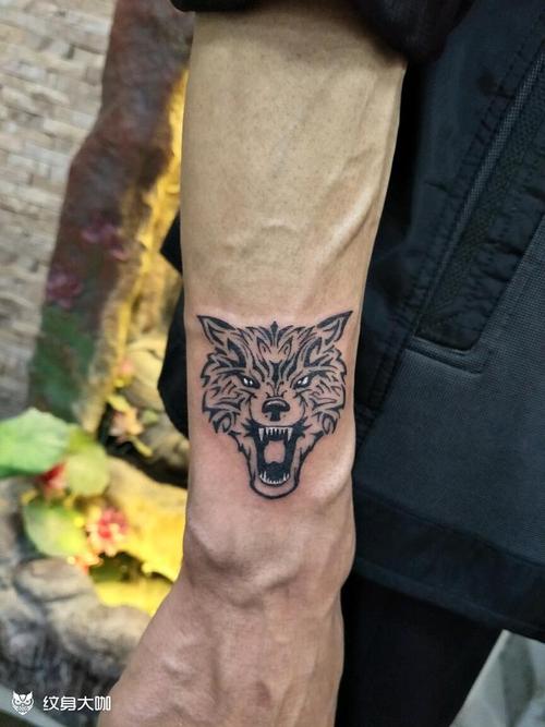 狼头图腾纹身图案 狼头图腾纹身有什么含义