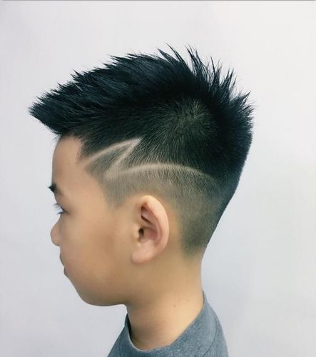 男童剪什么发型好看图 男童剪什么发型好看图超短发