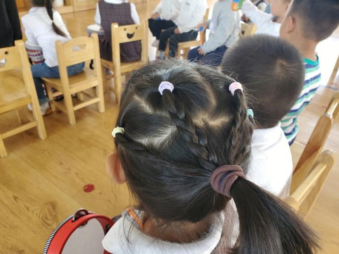 儿童辫发型各种各样的图片 幼儿发型女4-6岁编发