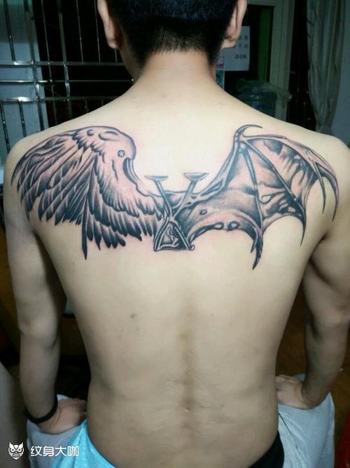 恶魔的翅膀纹身图案 恶魔的翅膀纹身图案图片