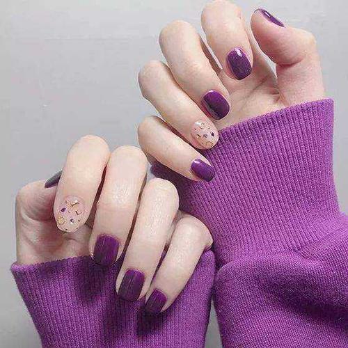 短指甲紫色美甲图片 短指甲紫色美甲图片女