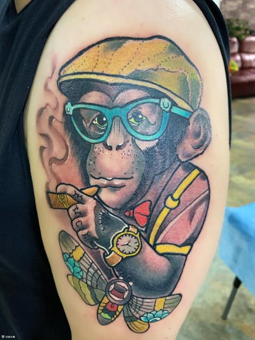 背猴子纹身图案大全 背猴子纹身图案大全男