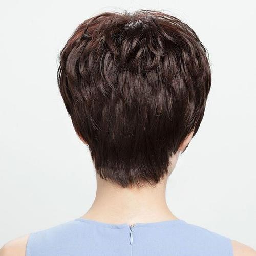 50岁女人短发发型图片大全 50岁女人短发最新发型