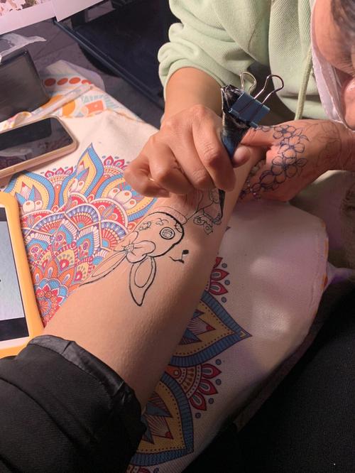海娜纹身图案 海娜纹身图案手绘手背简单