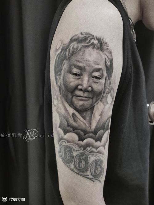 关于外婆的纹身图案 关于外婆的纹身图案