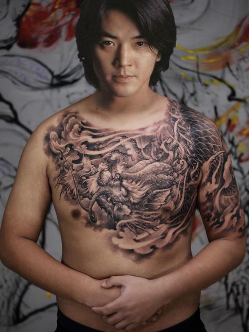 陈浩南的纹身图案 陈浩南的纹身图案是什么