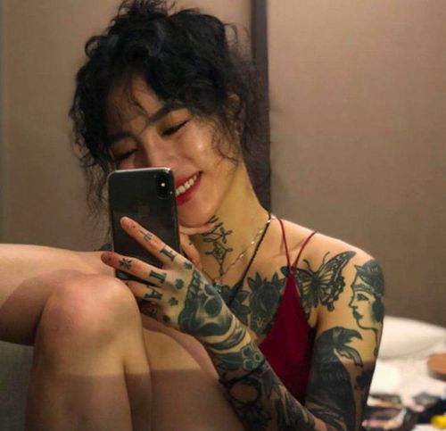 纹身女 纹身女孩是好女孩吗