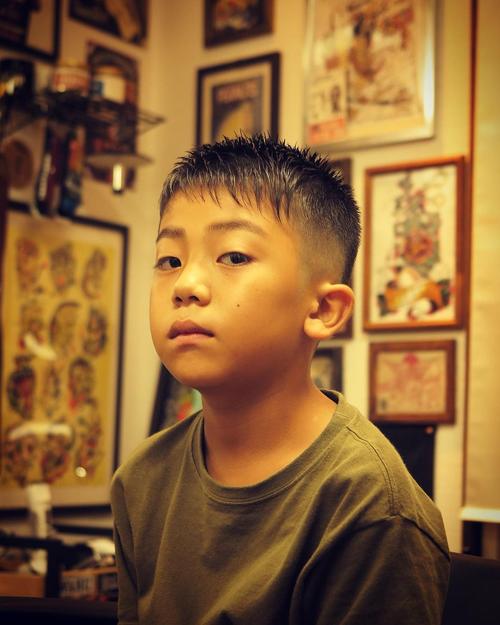 10岁男孩发型图片 10岁男孩发型图片短发