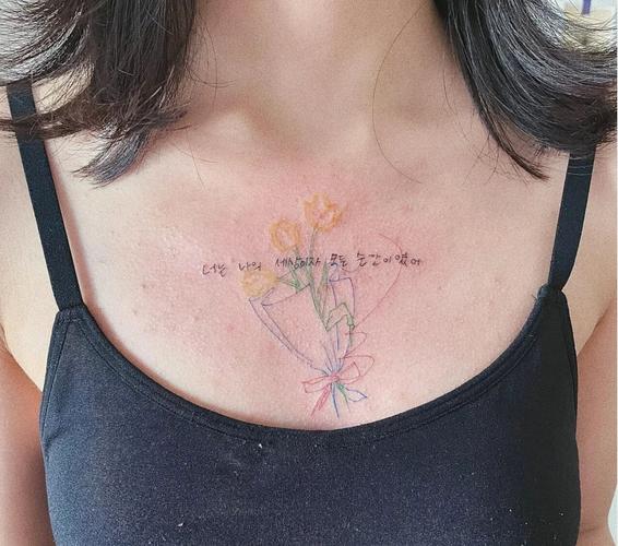 女生胸前纹身图案 女生胸前纹身图案和含义