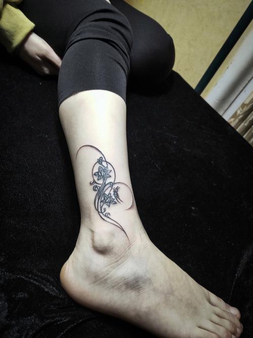 好看的脚踝纹身图案女 好看的脚踝纹身图案女生