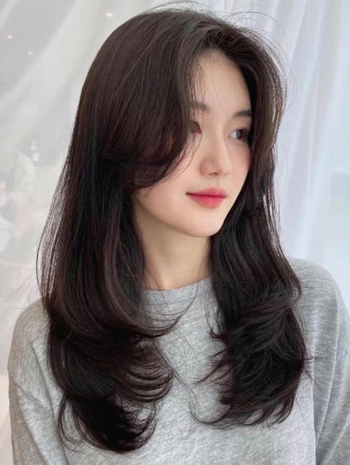 韩版中长发发型图片 韩版中长发发型图片女中年