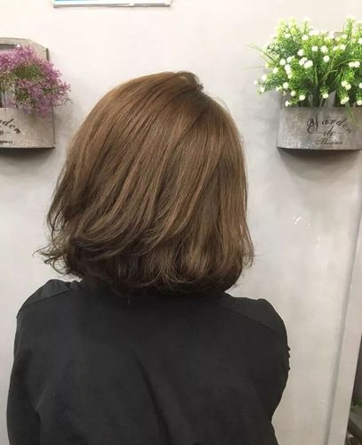 女士短发烫发图片2023 2023年最火烫发短发