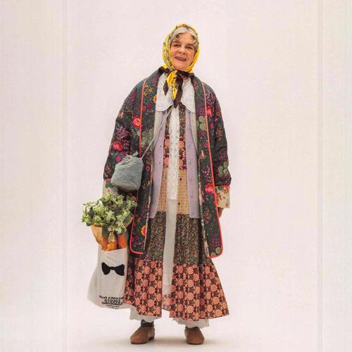 时尚的老奶奶穿搭图片 最会穿的时尚老奶奶