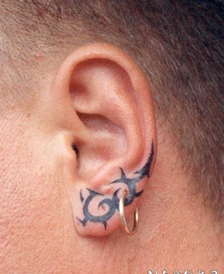 耳边纹身图案 耳边纹身图案大全