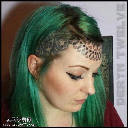 女生额头纹身图案 女生额头纹身图案大全